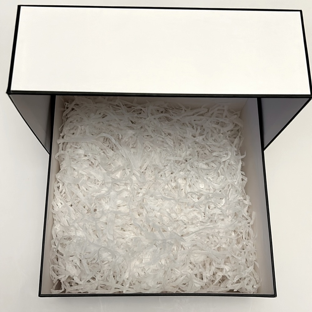Chanel Box - Picture 9 of 9